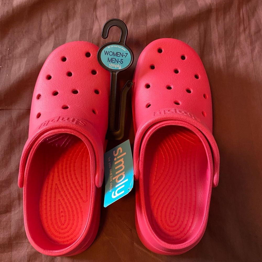 NWT Simply Southern Coral Crocs.